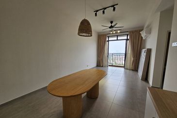 The Quartz Residence