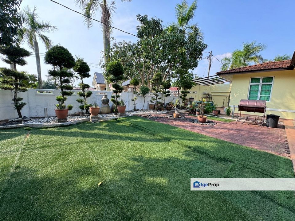 Klebang Freehold Double Storey Semi-D Corner Lot, Melaka, Klebang