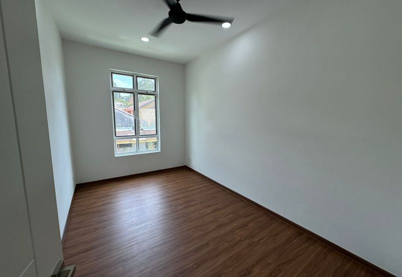 Bukit Baru Brand New Semi-D Freehold For Sale