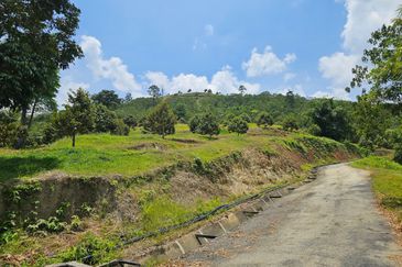 Bentong Multiple More Than 1 Acre Gated & Guarded Land For Sale