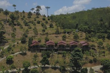 Bentong Multiple More Than 1 Acre Gated & Guarded Land For Sale