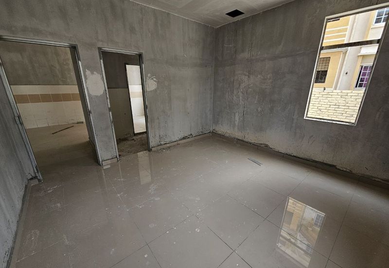 2 Storey Freehold Semi D 40 x 80 in Tanjong Melaka