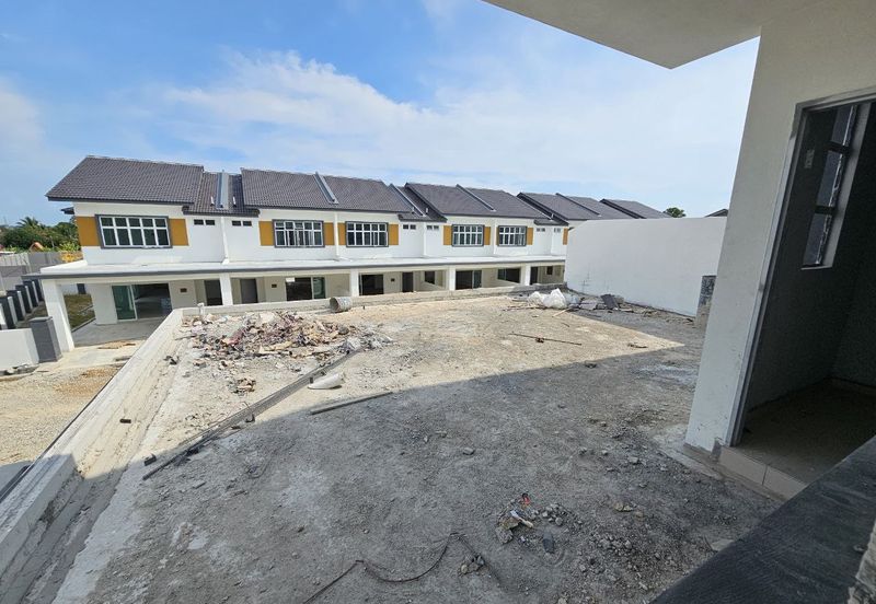 2 Storey Freehold Semi D 40 x 80 in Tanjong Melaka