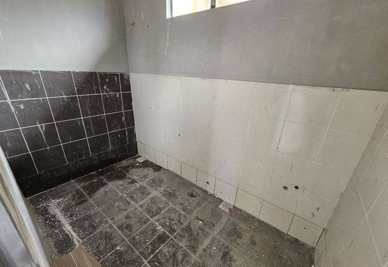 2 Storey Freehold Semi D 40 x 80 in Tanjong Melaka