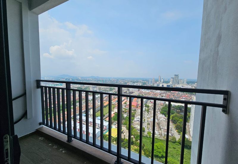 The Quartz Residence