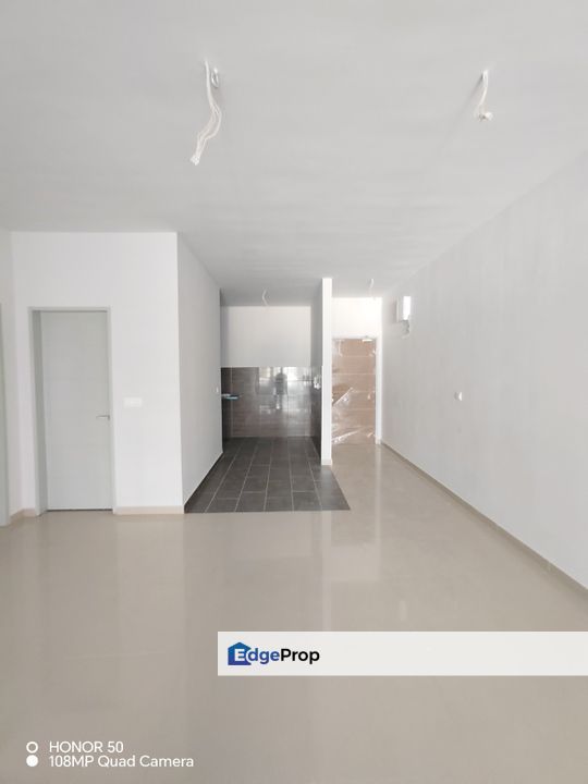 Admiral Residence with extra garden located in Melaka town area for sale. , Melaka, Melaka Tengah