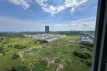 Atlantis Residence in Kota Syahbandar, Melaka Town for sale