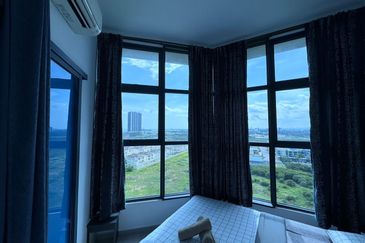 Atlantis Residence in Kota Syahbandar, Melaka Town for sale