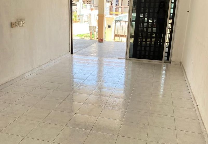 Single Storey Terrace in Taman Angkasa Nuri, Durian Tunngal for sale.