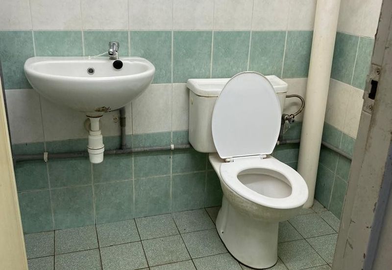 Single Storey Terrace in Taman Angkasa Nuri, Durian Tunngal for sale.