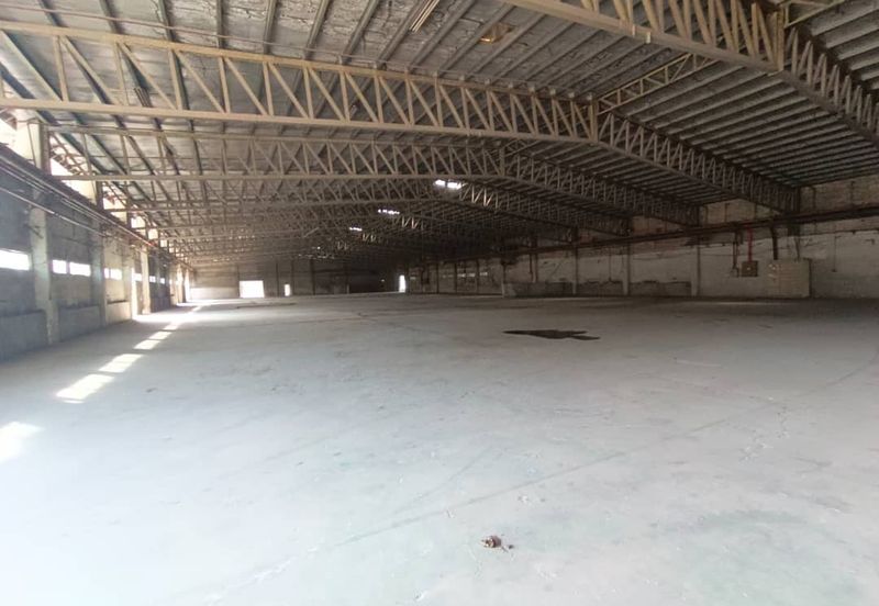 Merlimau Single Detached Beamless2.5 Acres Factory 1,200AMP For Rent