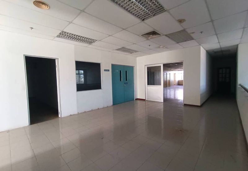 Merlimau Single Detached Beamless2.5 Acres Factory 1,200AMP For Rent