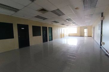 Merlimau Single Detached Beamless2.5 Acres Factory 1,200AMP For Rent