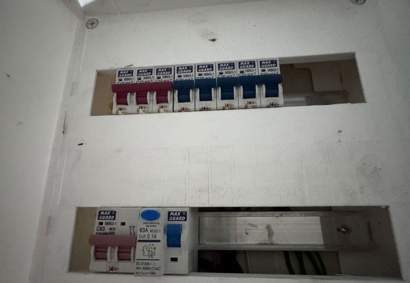 Tengkera Double Storey End Lot Shop for Rent