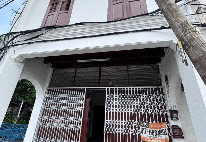 Tengkera Double Storey End Lot Shop for Rent