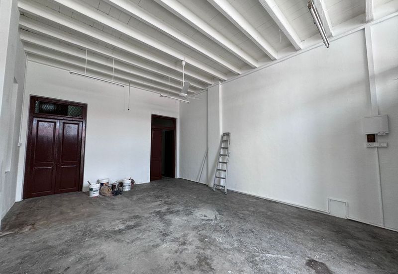 Tengkera Double Storey End Lot Shop for Rent