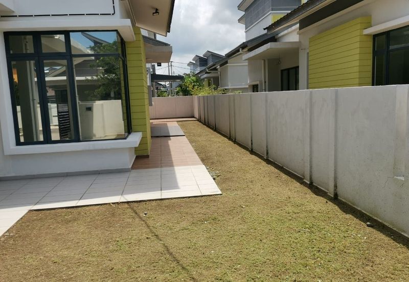 One Krubong Lake Garden