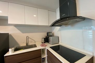 Bandar Hilir Freehold & Fully Renovated Single Storey Semi-D