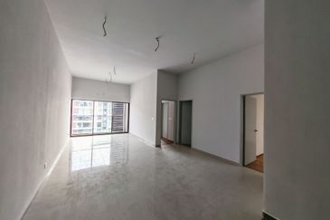 Admiral Residence High floor in Melaka town area for sale