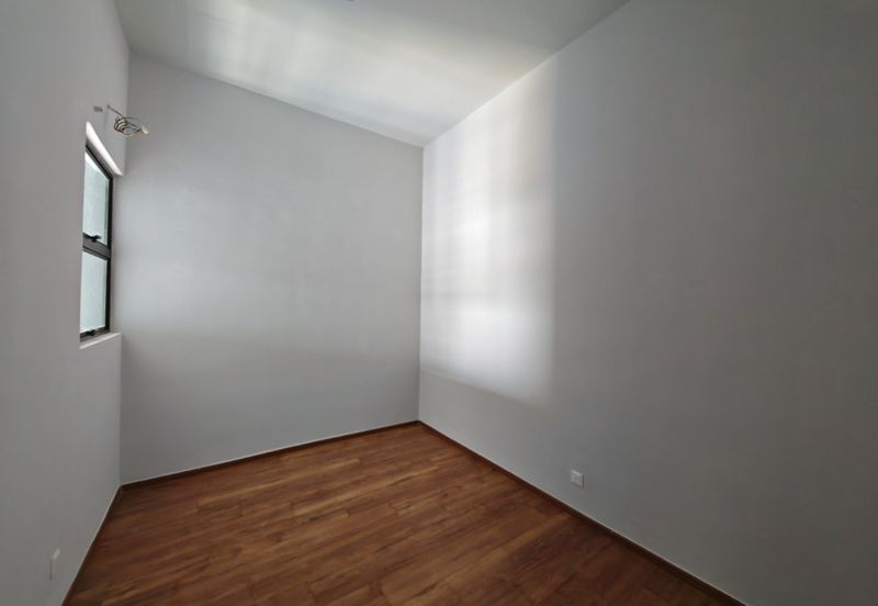 Admiral Residence High floor in Melaka town area for sale