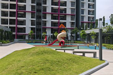 Admiral Residence High floor in Melaka town area for sale