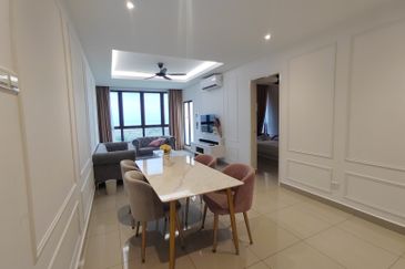 Bali Residence with seaview in Melaka town area for sale