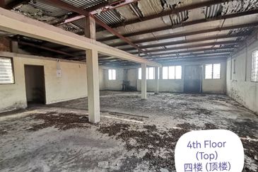 Melaka Town Kampung Lapan Freehold 5 Storey Endlot Shop for Sale