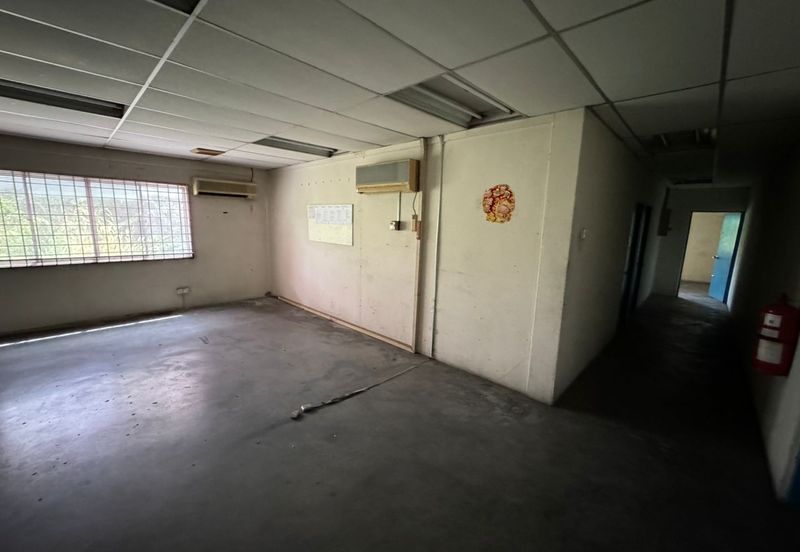 Kawasan Perindustrian Alor Gajah Warehouse Factory for Sale 