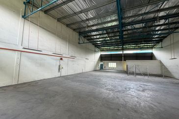 Kawasan Perindustrian Alor Gajah Warehouse Factory for Sale 