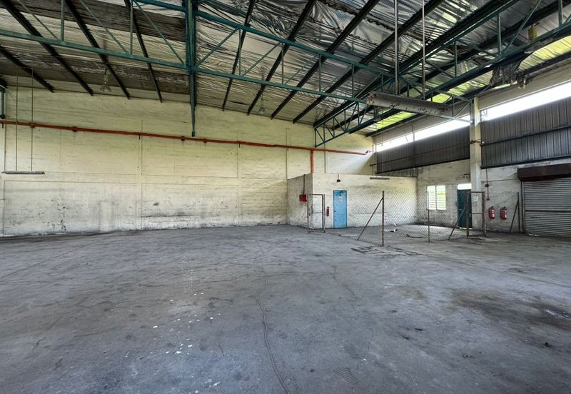Kawasan Perindustrian Alor Gajah Warehouse Factory for Sale 