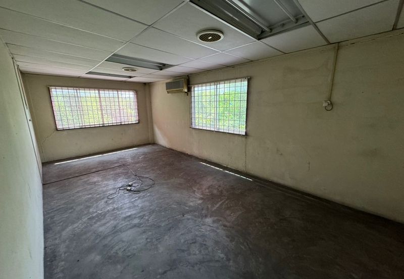 Kawasan Perindustrian Alor Gajah Warehouse Factory for Sale 