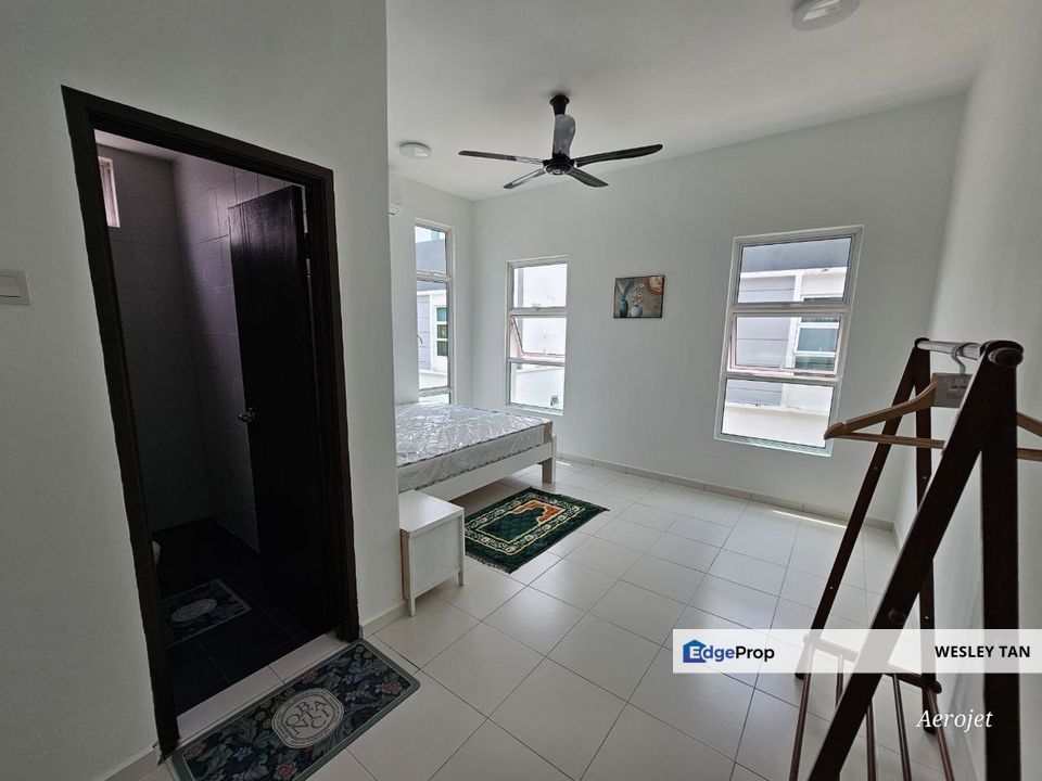 Klebang Utama 3 Storey Semi D 3,956sf Furnished Non Bumi South East View Facing, Melaka, Klebang