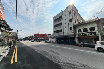 Jalan Tampin-Gemas