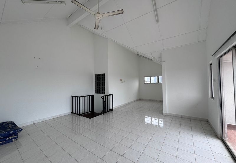 PANGSAPURI MATA KUCHING