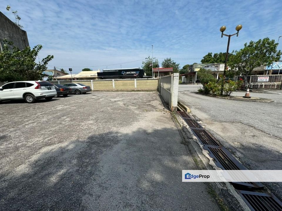 Commercial Spaces beside Jalan Taming Sari Melaka Tengah for rent  , Melaka, Melaka Tengah