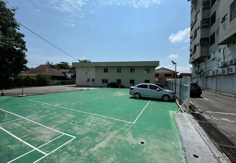 Commercial Spaces beside Jalan Taming Sari Melaka Tengah for rent  