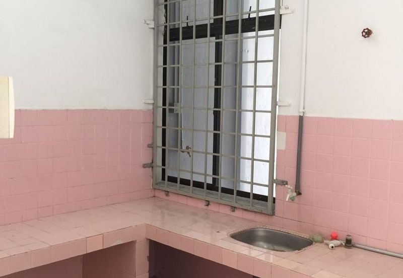 Single Storey Terrace In Taman Kota Laksamana, Melaka town for sale 