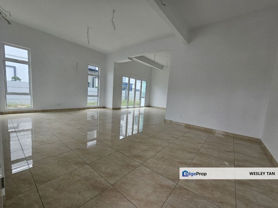 Extra Privacy & Parking 2.5 Storey Semi D Gated & Guarded in Klebang Melaka Totally New Under Defect Peroid NO FACING HOUSE, Melaka, Klebang