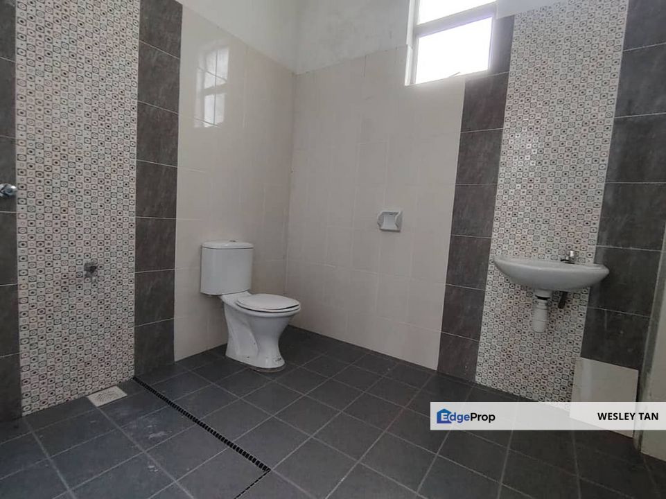 2 Storey Semi D Cheng Perdana Freehold 40x80 Non Bumi Near Cheng Lotus, Melaka, Melaka Tengah