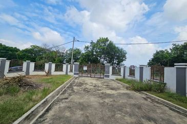 TAMAN PUNCAK BERTAM (MALIM HILL PARK)