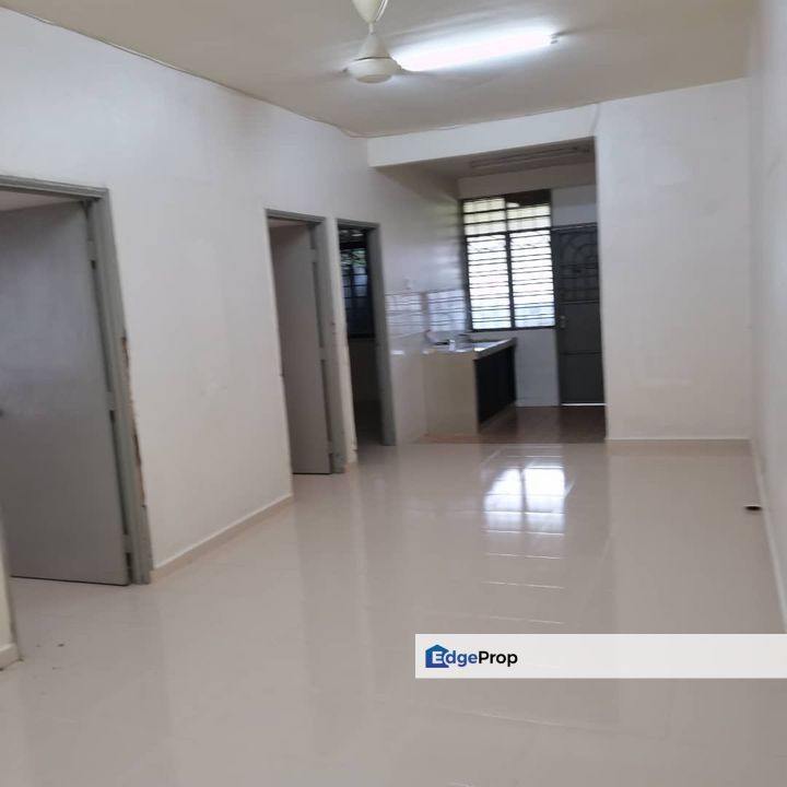 Permatang Pasir Permai Townhouse Ground Floor with Land For Sale, Melaka, Ujong Pasir