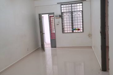 Permatang Pasir Permai Townhouse Ground Floor with Land For Sale