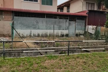 Permatang Pasir Permai Townhouse Ground Floor with Land For Sale