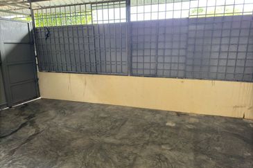 Permatang Pasir Permai Townhouse Ground Floor with Land For Sale