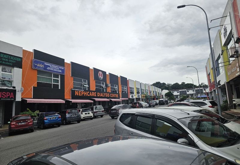  Cheng Commercial Hub Ground Floor For Rent Bare Unit Near Cheng Lotus