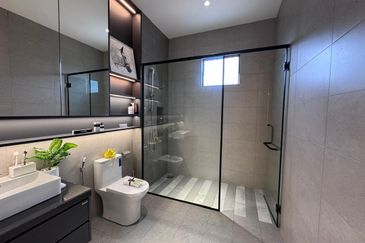 Batu Berendam New Project Double Storey Terrace Freehold Gated and Guarded