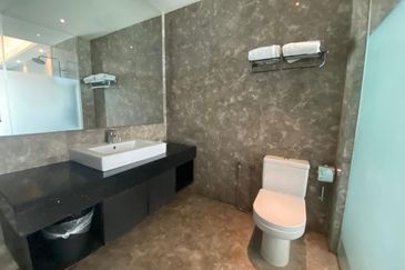 THE SHORE @ MALACCA RIVER