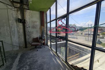 Multi Purpose Commercial 8 Level Building For Rent in Melaka Town