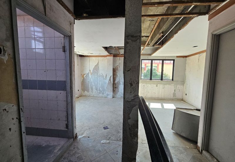 Multi Purpose Commercial 8 Level Building For Rent in Melaka Town