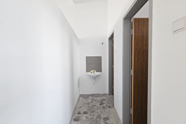 Botani Parkland Jasin Mainroad Side By Side Shop Ready for Franchise